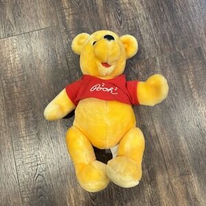 Vintage Disneyland Walt Disney World Winnie the Pooh Plush Bear Posable Toy